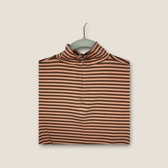 Demylee New York Striped Turtleneck Top Size Large - Picture 4 of 6